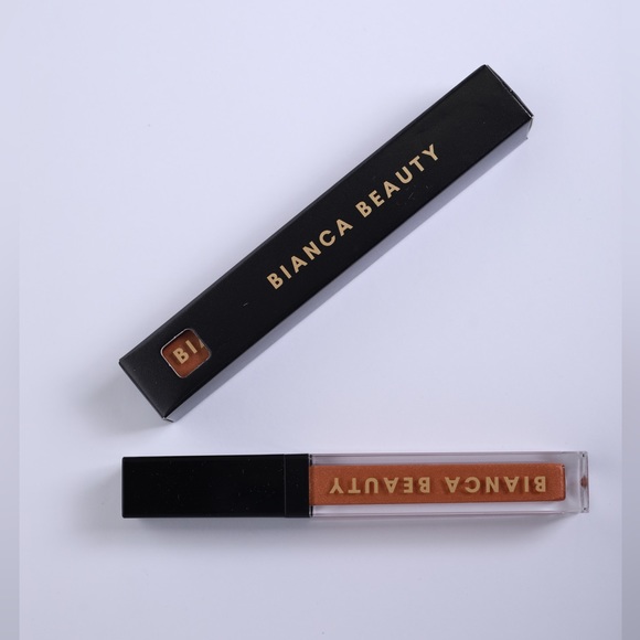 Turning Heads Matte Liquid Lipstick - Picture 3 of 6